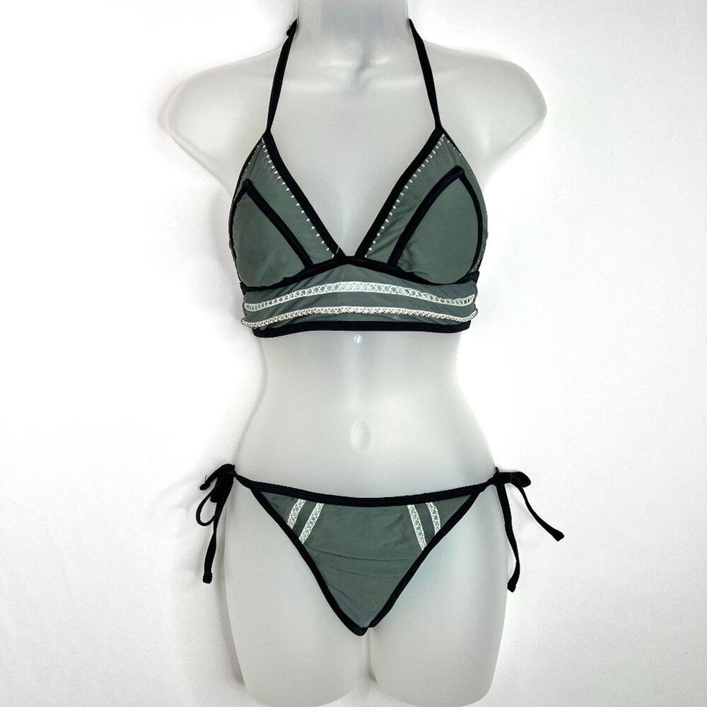 Xhilaration Two Piece Boho Embroidered Triangle Bikini Small